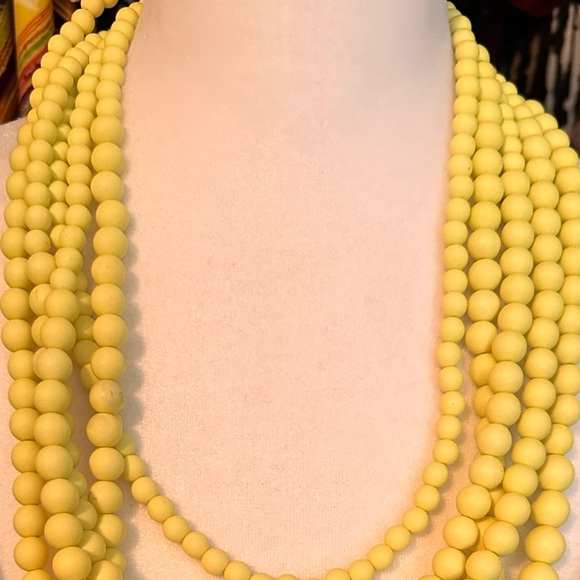 273A Lisa E Multilayer Sunflower Yellow Five Graduated Beaded Gold tone Necklace - Picture 6 of 6